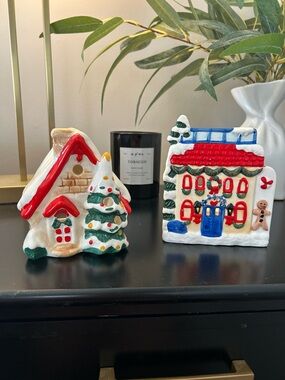 Holiday Ceramic Village House and Tree Set - White & Red